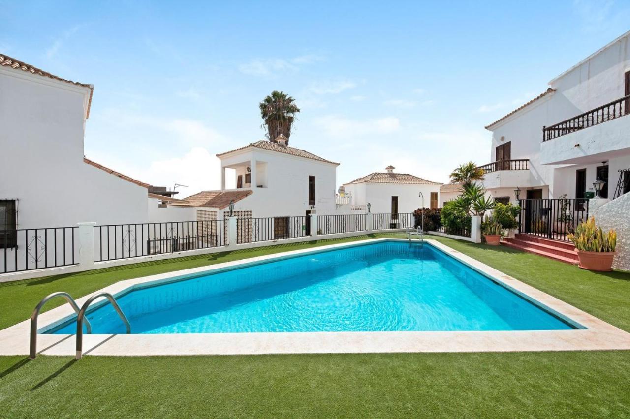 Casa Sarita - Farbenfrohes Ferienhaus Чайофа Экстерьер фото